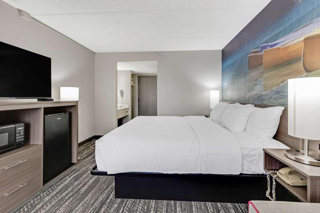 Clarion Pointe Near Erie Casino Hotel Kearsarge Ruang foto