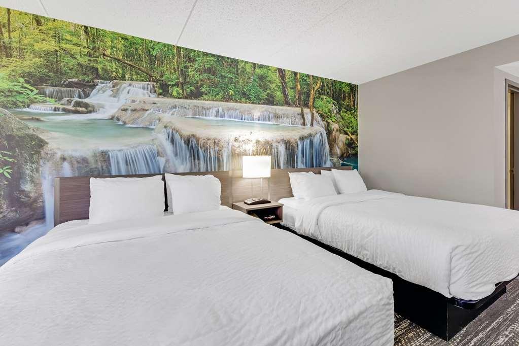 Clarion Pointe Near Erie Casino Hotel Kearsarge Ruang foto