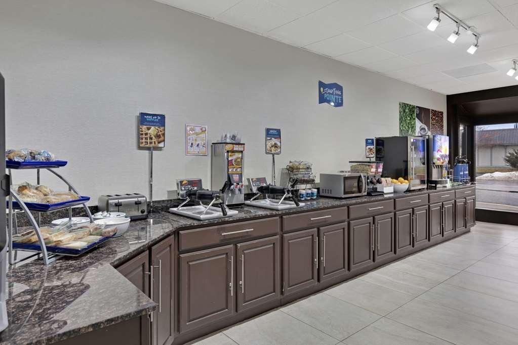 Clarion Pointe Near Erie Casino Hotel Kearsarge Restoran foto