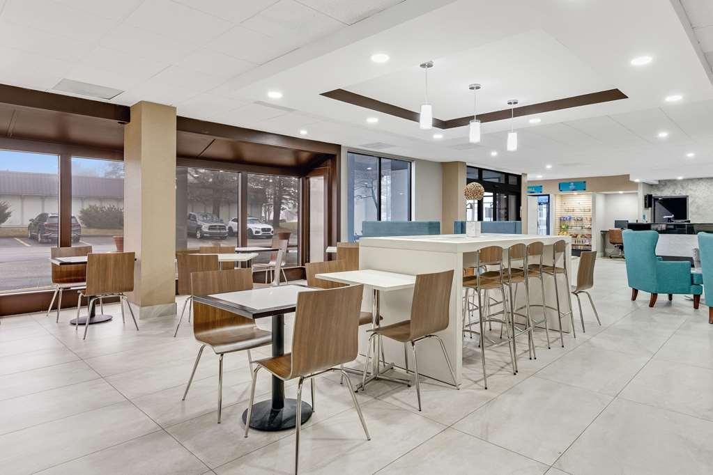 Clarion Pointe Near Erie Casino Hotel Kearsarge Interior foto